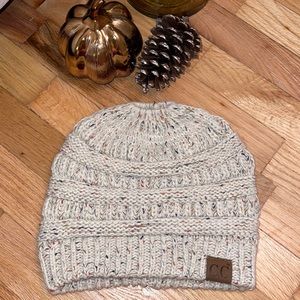 Women's CC ponytail beanie